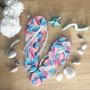 NWT Summer Pineapple Cushioned Thong Sandals 7.5